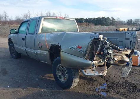 2001 Chevrolet Silverado 1500 Ls z USA, uszkodzony, nr VIN 2GCEK19T011396195